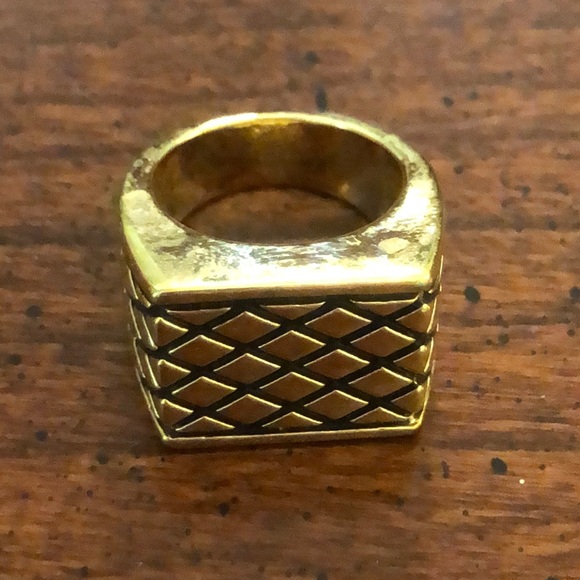 Ring